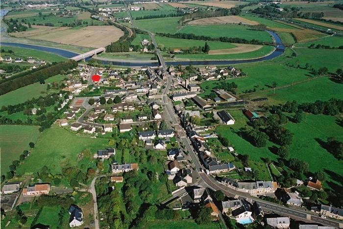 Escale En Baie. Bed & Breakfast Pontaubault Bagian luar foto